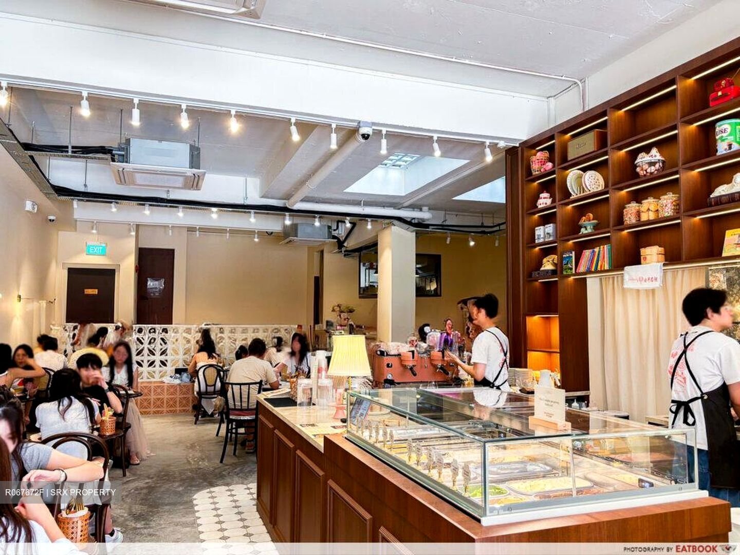 Nankin Row (D1), Retail #512737781